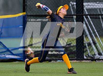 Thumbnail 1 in Wilcox @ Milpitas photogallery.