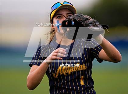 Thumbnail 2 in Wilcox @ Milpitas photogallery.