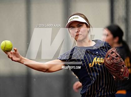 Thumbnail 3 in Wilcox @ Milpitas photogallery.