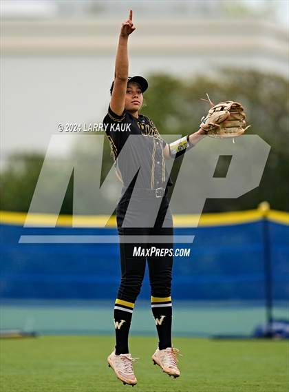 Thumbnail 3 in Wilcox @ Milpitas photogallery.