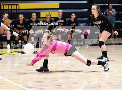 Thumbnail 1 in Carmel Christian vs Westminster Catawba photogallery.