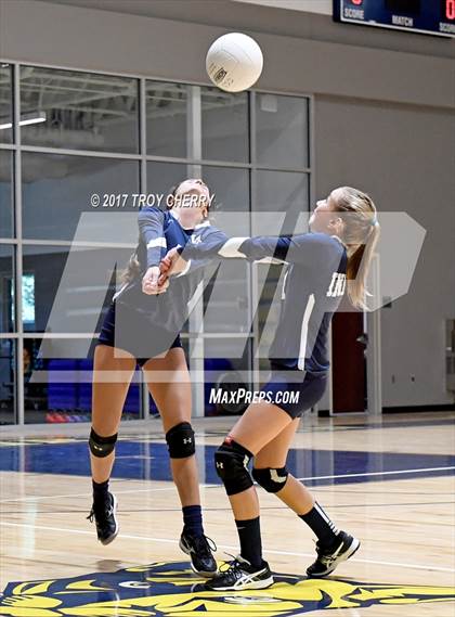 Thumbnail 2 in Carmel Christian vs Westminster Catawba photogallery.