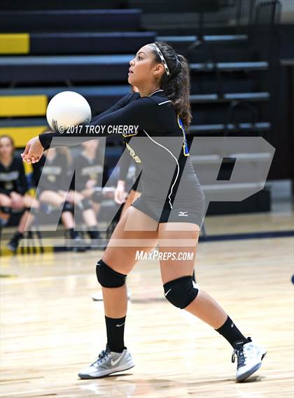Thumbnail 3 in Carmel Christian vs Westminster Catawba photogallery.