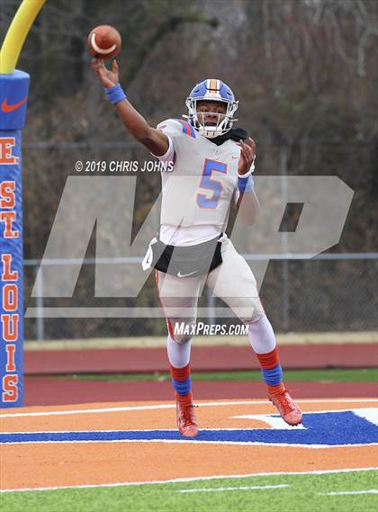 Thumbnail 1 in Glenwood @ East St. Louis (IHSA  6A Semifinal) photogallery.
