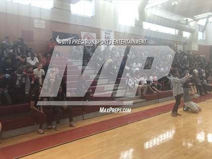 Thumbnail 1 in Memphis East TOC Ceremony photogallery.