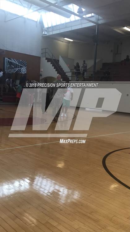Thumbnail 2 in Memphis East TOC Ceremony photogallery.
