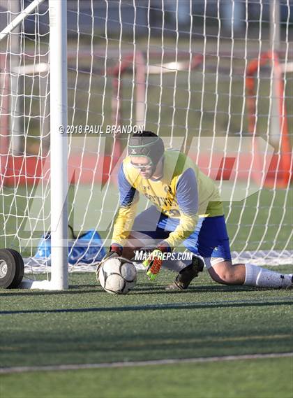 Thumbnail 1 in Stonington vs. Rockville (CIAC Class M 2nd Round) photogallery.