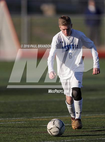 Thumbnail 3 in Stonington vs. Rockville (CIAC Class M 2nd Round) photogallery.