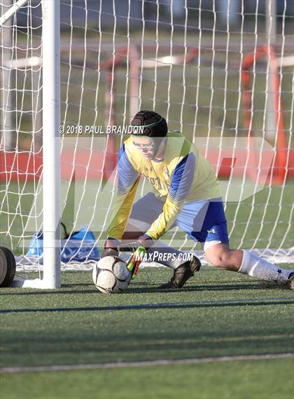 Thumbnail 3 in Stonington vs. Rockville (CIAC Class M 2nd Round) photogallery.