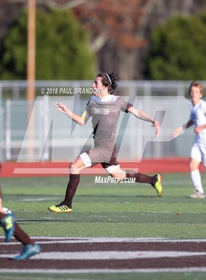 Thumbnail 1 in Stonington vs. Rockville (CIAC Class M 2nd Round) photogallery.