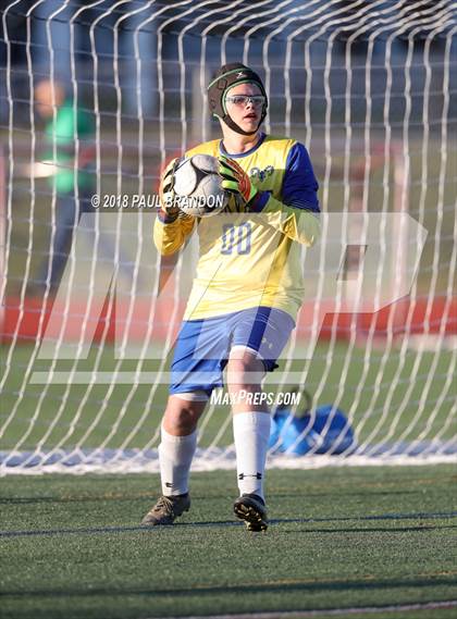 Thumbnail 3 in Stonington vs. Rockville (CIAC Class M 2nd Round) photogallery.