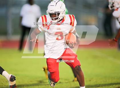 Thumbnail 2 in McLaughlin @ Lake Minneola photogallery.