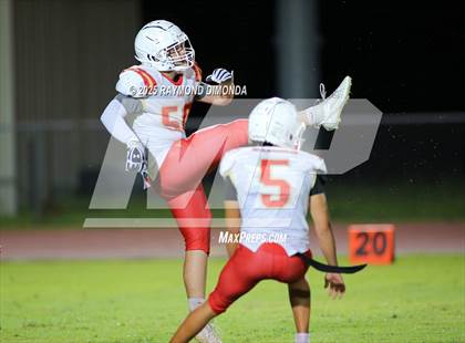 Thumbnail 2 in McLaughlin @ Lake Minneola photogallery.