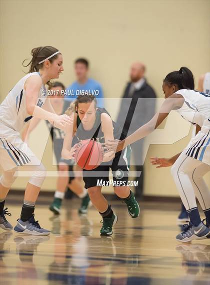 Thumbnail 1 in D'Evelyn @ Valor Christian photogallery.