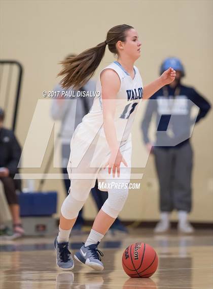 Thumbnail 1 in D'Evelyn @ Valor Christian photogallery.
