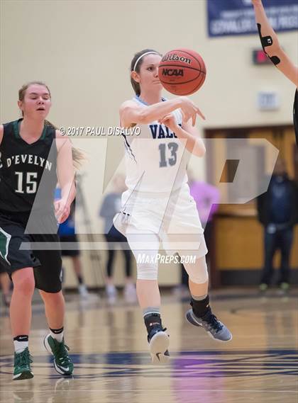 Thumbnail 1 in D'Evelyn @ Valor Christian photogallery.