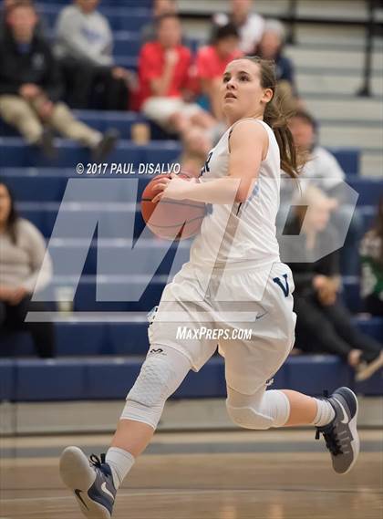 Thumbnail 1 in D'Evelyn @ Valor Christian photogallery.