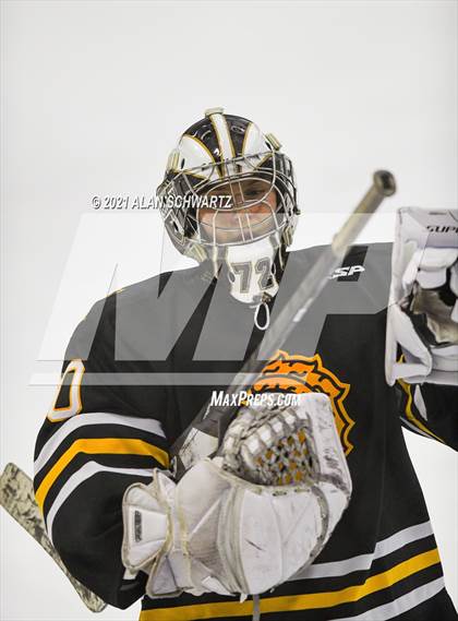 Thumbnail 2 in McQuaid @ Victor photogallery.