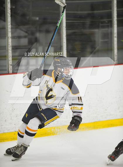 Thumbnail 3 in McQuaid @ Victor photogallery.