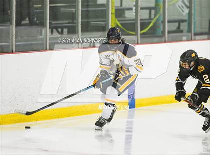 Thumbnail 1 in McQuaid @ Victor photogallery.