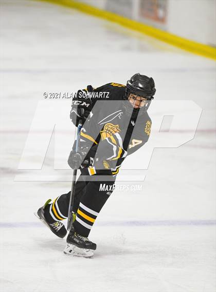 Thumbnail 1 in McQuaid @ Victor photogallery.
