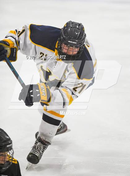 Thumbnail 3 in McQuaid @ Victor photogallery.