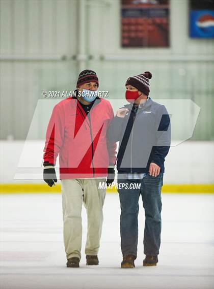 Thumbnail 2 in McQuaid @ Victor photogallery.