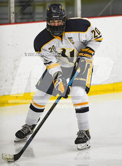 Thumbnail 3 in McQuaid @ Victor photogallery.