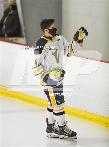 Thumbnail 3 in McQuaid @ Victor photogallery.