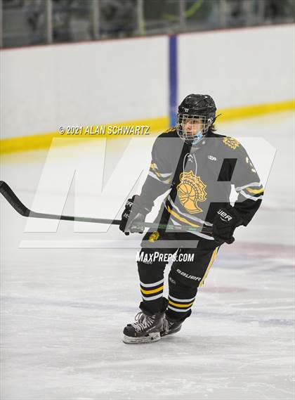 Thumbnail 2 in McQuaid @ Victor photogallery.