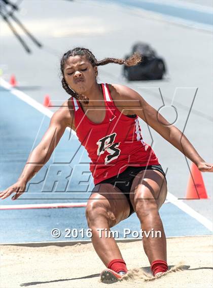 Thumbnail 3 in CIF Southern Section Girls Track and Field Division Finals photogallery.
