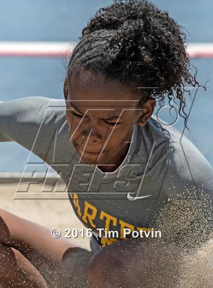 Thumbnail 2 in CIF Southern Section Girls Track and Field Division Finals photogallery.