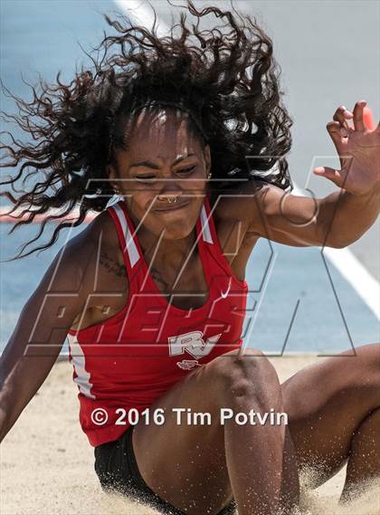 Thumbnail 3 in CIF Southern Section Girls Track and Field Division Finals photogallery.