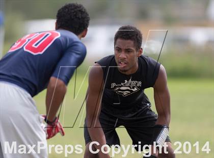 Thumbnail 2 in Great Oak vs Perris (Southwest County Passing Tournament) photogallery.