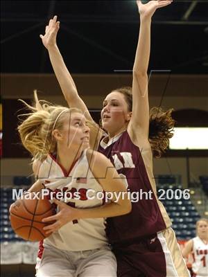 Thumbnail 2 in Sante Fe Christian vs. Julian (SDS D5 Final) photogallery.