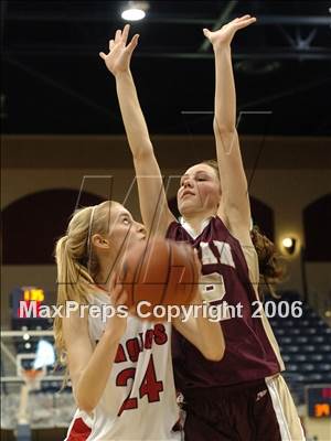 Thumbnail 1 in Sante Fe Christian vs. Julian (SDS D5 Final) photogallery.