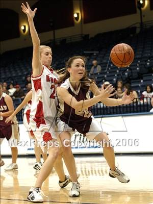 Thumbnail 1 in Sante Fe Christian vs. Julian (SDS D5 Final) photogallery.