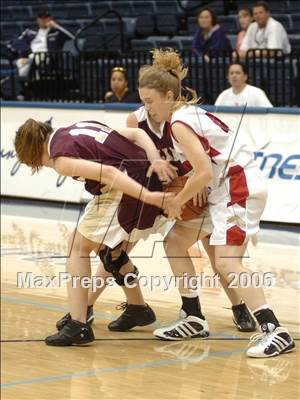 Thumbnail 2 in Sante Fe Christian vs. Julian (SDS D5 Final) photogallery.