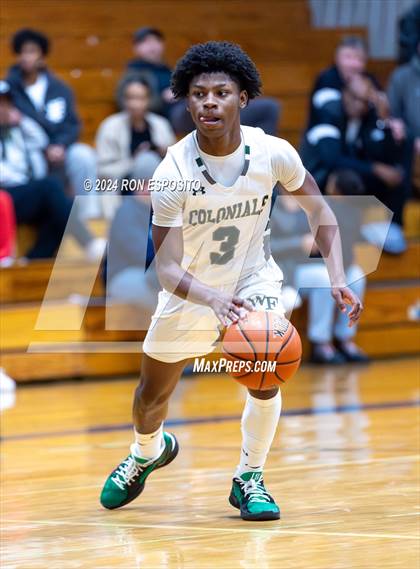 Thumbnail 1 in Bishop Hendricken @ William Floyd (New York Holiday Invitational) photogallery.
