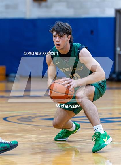 Thumbnail 2 in Bishop Hendricken @ William Floyd (New York Holiday Invitational) photogallery.