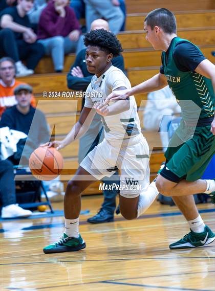 Thumbnail 2 in Bishop Hendricken @ William Floyd (New York Holiday Invitational) photogallery.