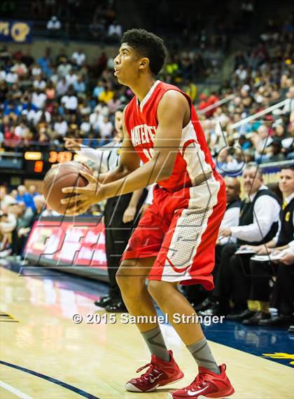 Thumbnail 3 in Bishop O'Dowd vs. Mater Dei (CIF State Open Division Final) photogallery.