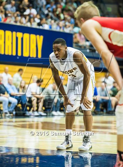 Thumbnail 2 in Bishop O'Dowd vs. Mater Dei (CIF State Open Division Final) photogallery.