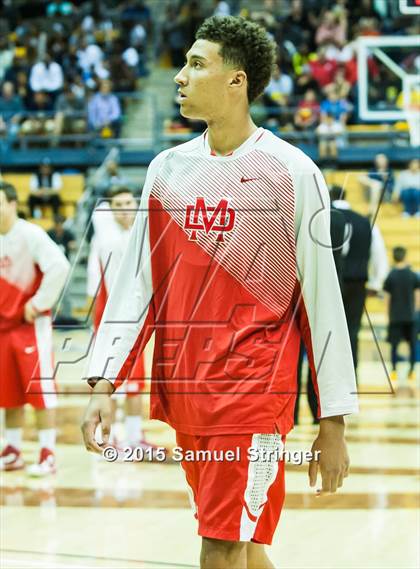 Thumbnail 1 in Bishop O'Dowd vs. Mater Dei (CIF State Open Division Final) photogallery.