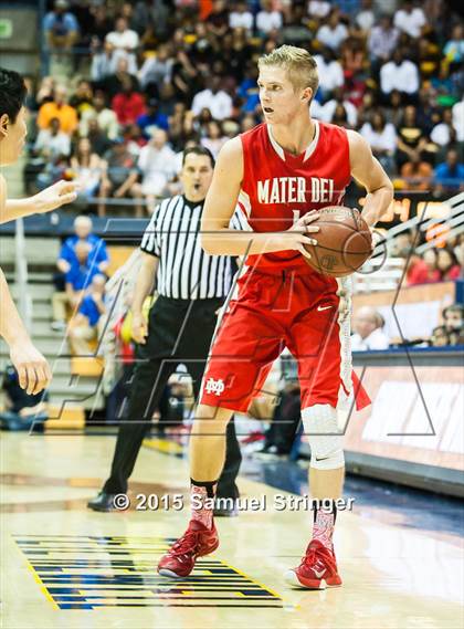 Thumbnail 3 in Bishop O'Dowd vs. Mater Dei (CIF State Open Division Final) photogallery.