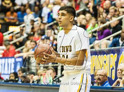 Thumbnail 3 in Bishop O'Dowd vs. Mater Dei (CIF State Open Division Final) photogallery.