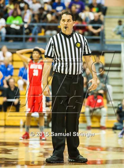 Thumbnail 3 in Bishop O'Dowd vs. Mater Dei (CIF State Open Division Final) photogallery.