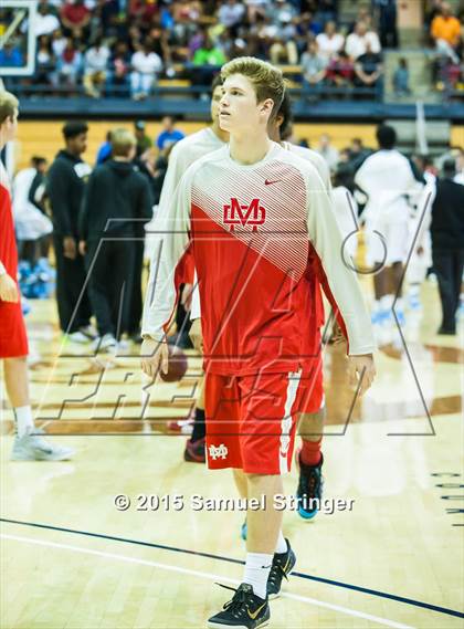 Thumbnail 3 in Bishop O'Dowd vs. Mater Dei (CIF State Open Division Final) photogallery.
