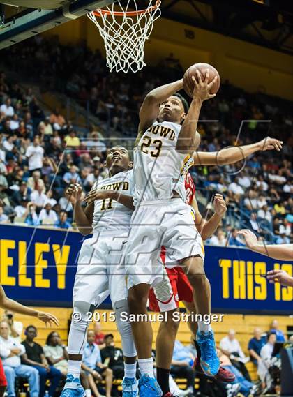 Thumbnail 1 in Bishop O'Dowd vs. Mater Dei (CIF State Open Division Final) photogallery.