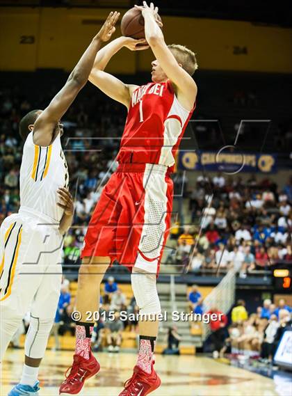 Thumbnail 1 in Bishop O'Dowd vs. Mater Dei (CIF State Open Division Final) photogallery.